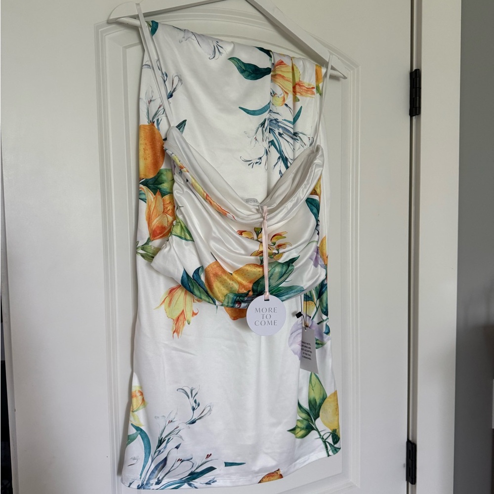 Revolve two piece set - Picture 2 of 3